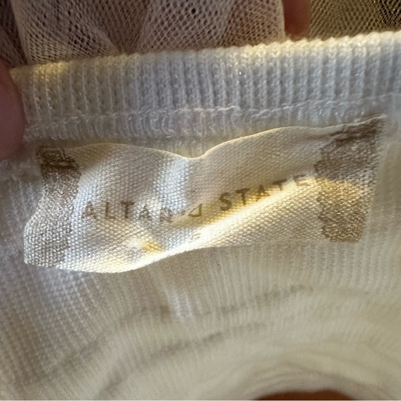 Altar’d State Tulle Ruffle Top - Picture 4 of 4